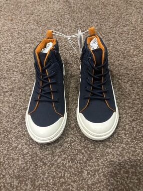 Old navy kids shoes new with tags